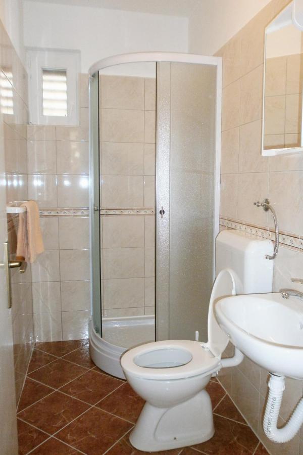 Apartment Biograd Na Moru 5899A Bagian luar foto
